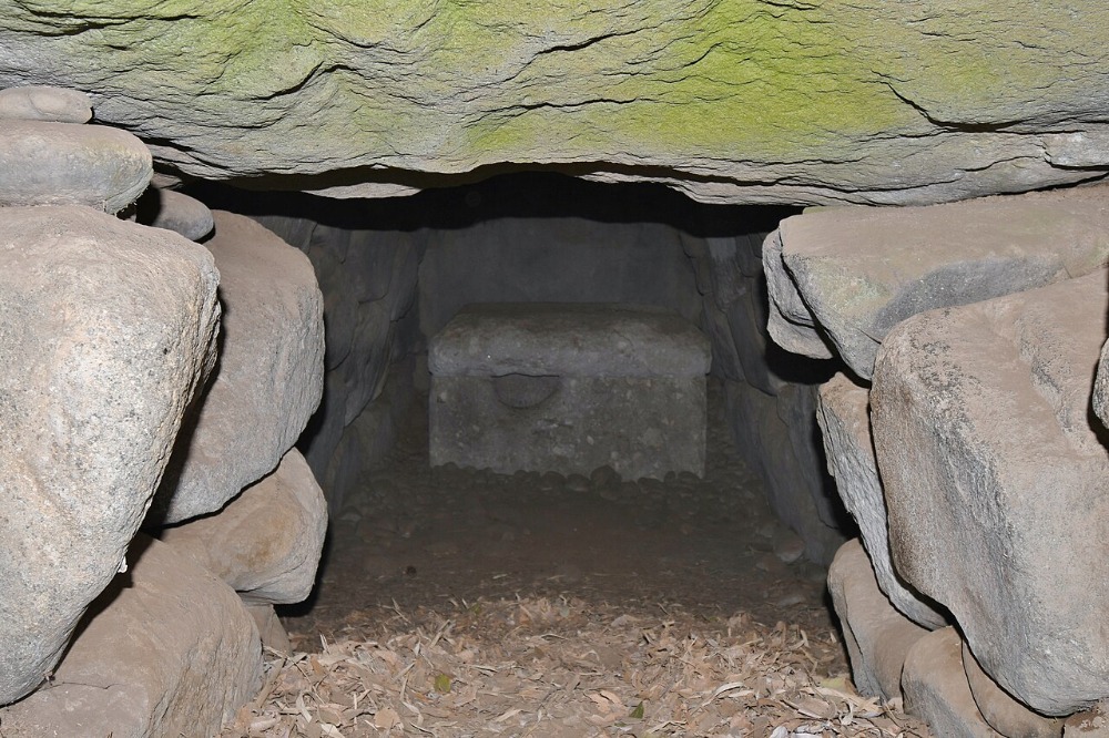 愛宕山古墳・羨道